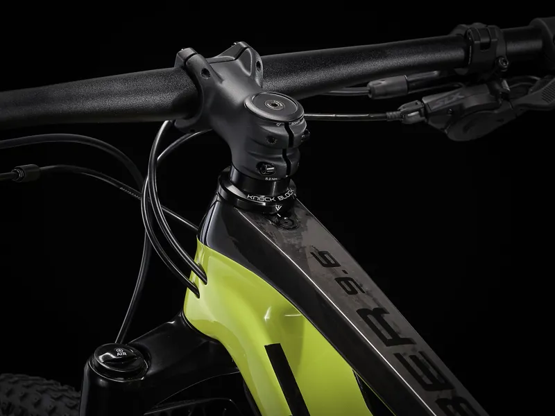 TREK Procaliber 9.6 XC Mountain Bike Volt and Raw Carbon-4